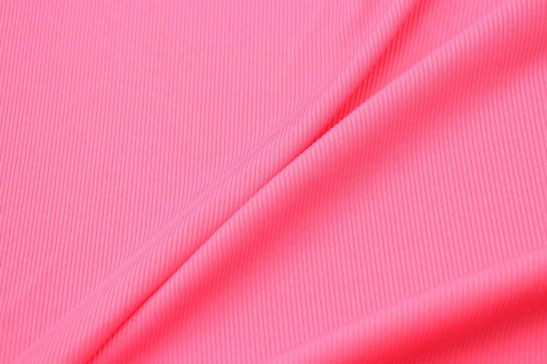 Photo pink shirt men