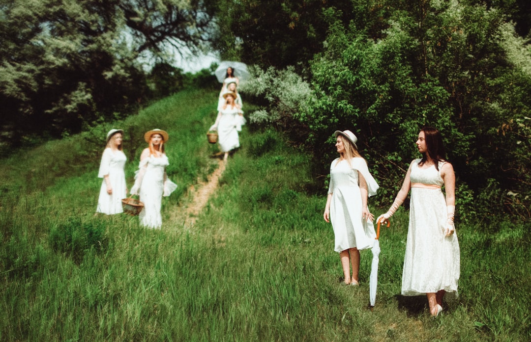 Photo white dress